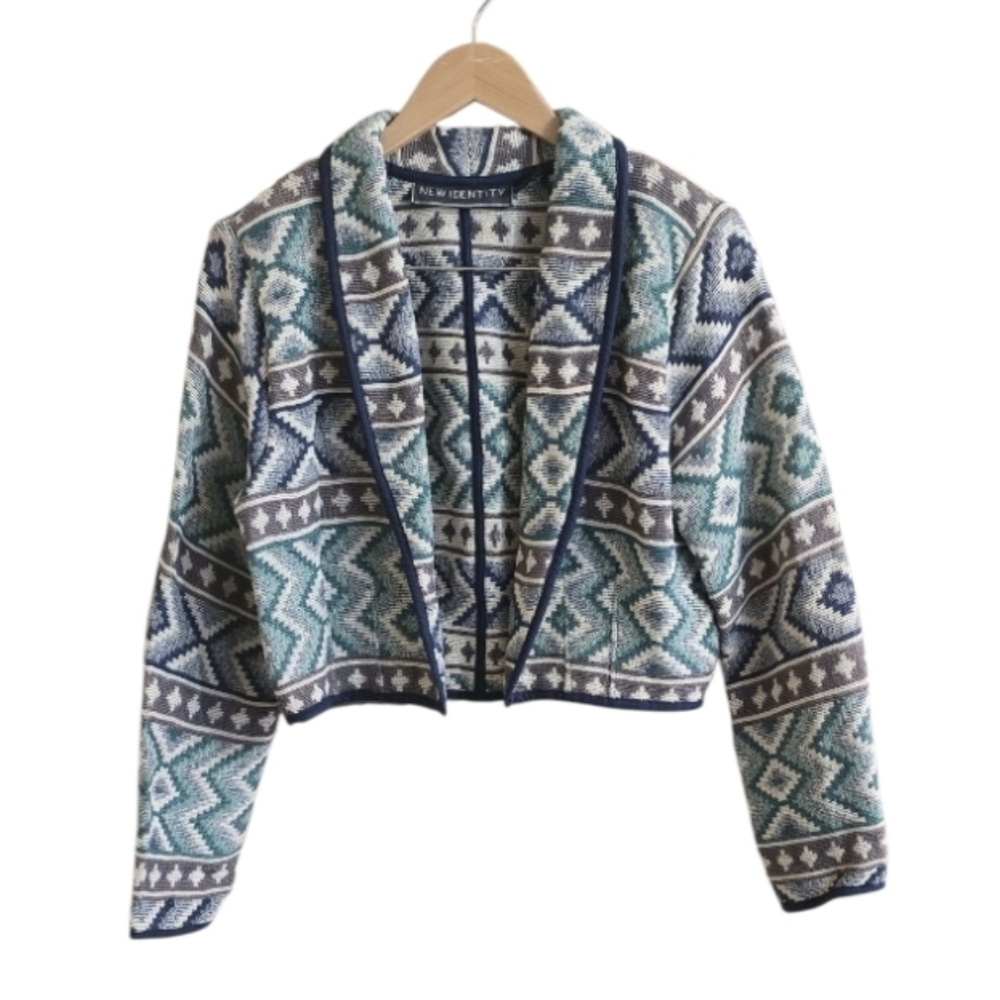 New Identity Aztec Print Cotton Tapestry Cropped Shrug. Size Medium